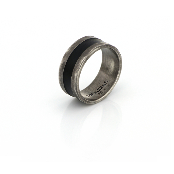 Anello in argento brunito