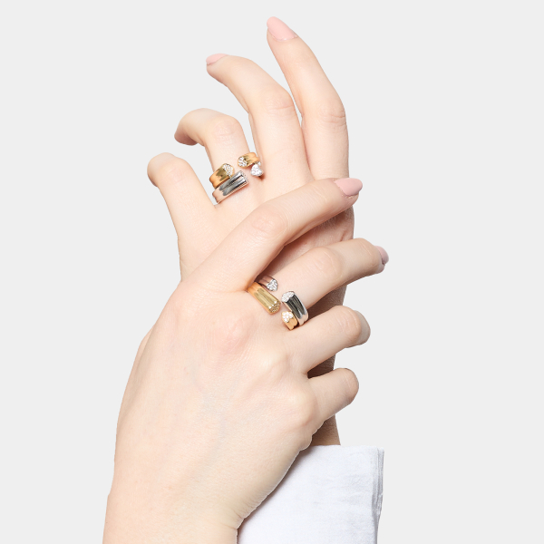 Anello in argento con cuori e zirconi
