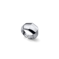 Anello a fascia argentato